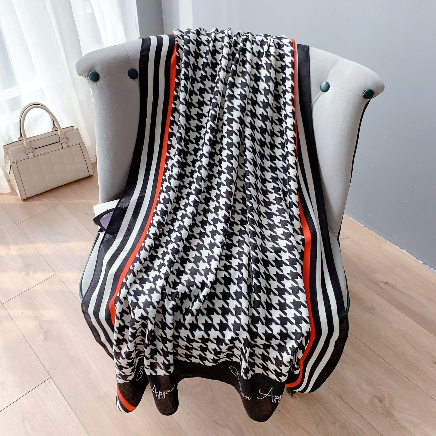 Cross-border Cotton and Linen Scarf Women's Japanese and Korean High-end Fashion Scarf Spring and Summer Sunscreen Warm Shawl Simple Scarf