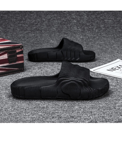 [Hot Style] New Summer Slippers, Slip-Ons for Couples, Easiest for Match Casual Non-Slip, Deodorant Home Sandals