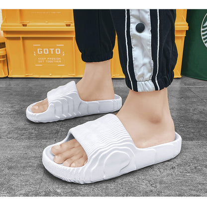 [Hot Style] New Summer Slippers, Slip-Ons for Couples, Easiest for Match Casual Non-Slip, Deodorant Home Sandals