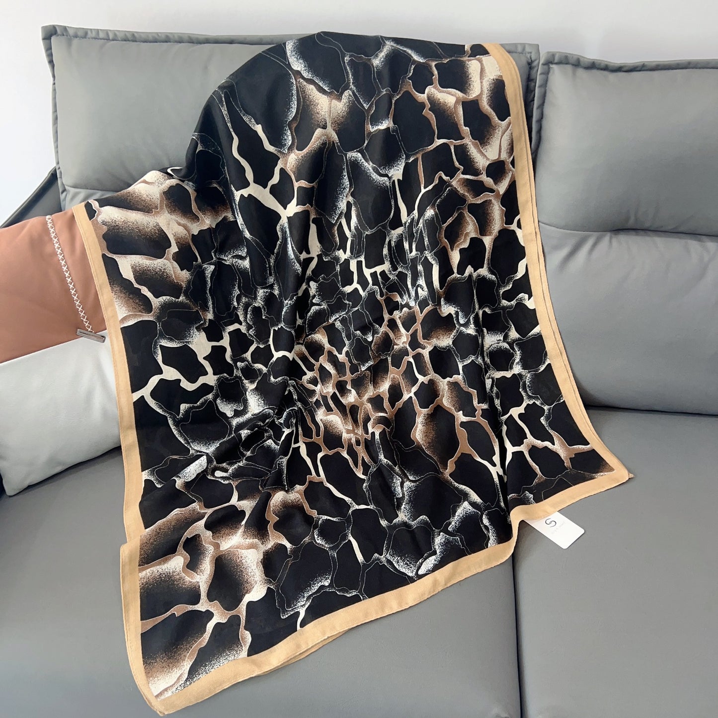 Cross-border Cotton and Linen Scarf Women's Japanese and Korean High-end Fashion Scarf Spring and Summer Sunscreen Warm Shawl Simple Scarf
